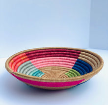 Load image into Gallery viewer, 12&quot; Color Block Sisal Basket
