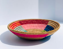 Load image into Gallery viewer, 12&quot; Color Block Sisal Basket
