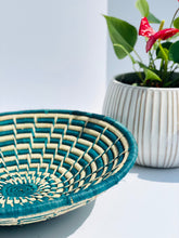 Load image into Gallery viewer, 12&quot; White &amp; Green Basket
